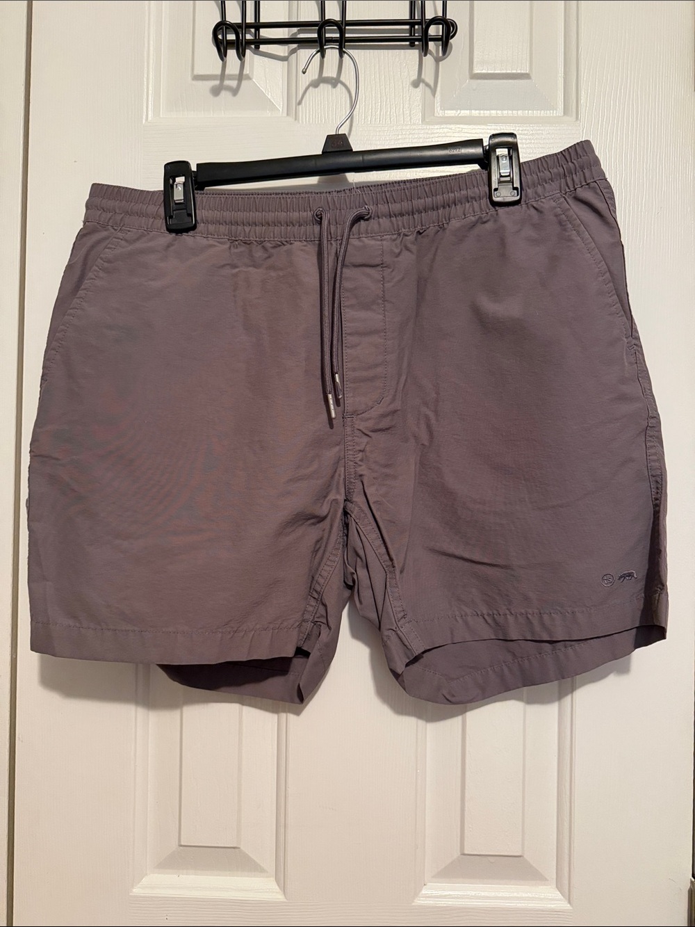 Taylor Stitch Mauve Flat Front Men's Shorts
